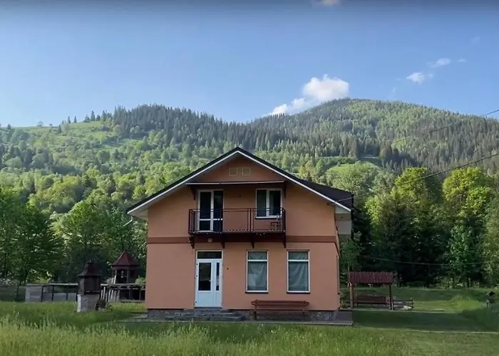 будинок в пейзажній місцевості Nyaraló Krivorivnya