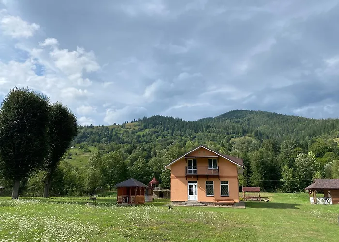 Nyaraló будинок в пейзажній місцевості Krivorivnya